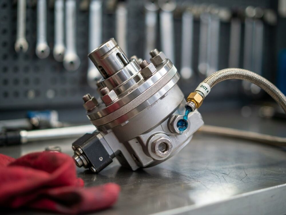 silnik z hydrauliczną regulacją zaworów